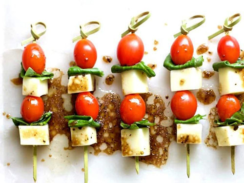 Catering for opening parties on platters