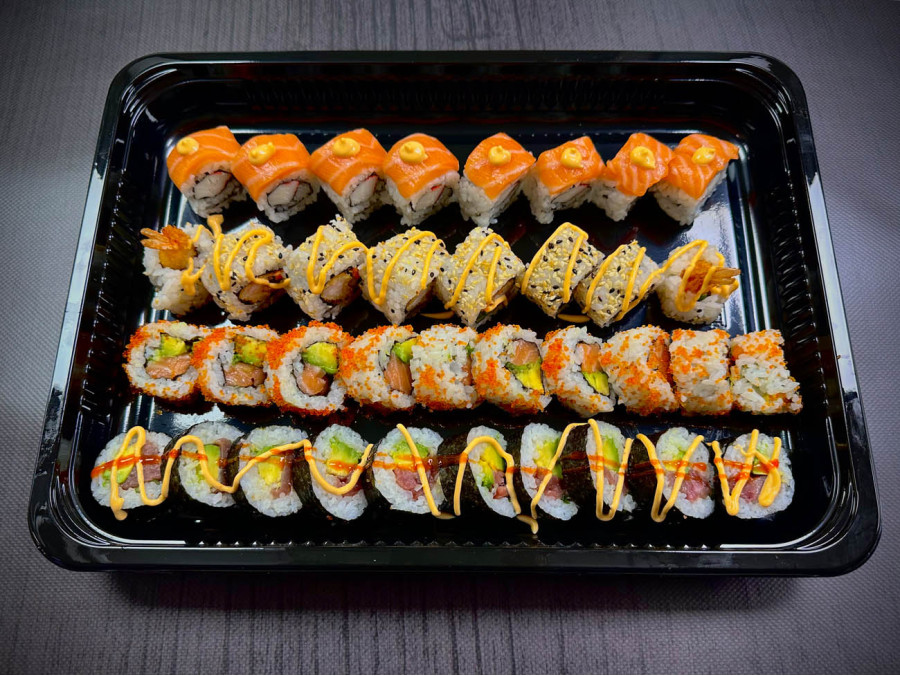 Πιατέλα 36 τμχ ποικιλία από sushi