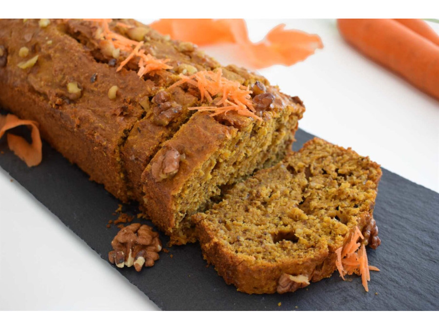Πιατέλα 20 τμχ μικρά κέικ καρότου με ξηρούς καρπούς  
